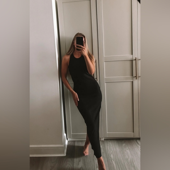 Zara Dresses & Skirts - Zara Long stretch knit dress
